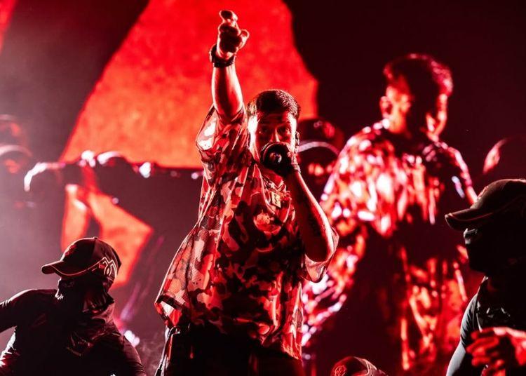 Portada de Duki asaltó el Movistar Arena con el “Ameri World Tour”