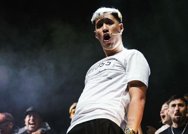 Portada de Las ligas de batallas escritas que la rompen en Argentina