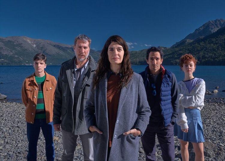 Portada de Los espectaculares paisajes de "Atrapados", la nueva serie de Netflix