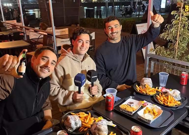 Portada de Un año, 365 hamburguesas: el reto de Campín que se volvió viral en redes