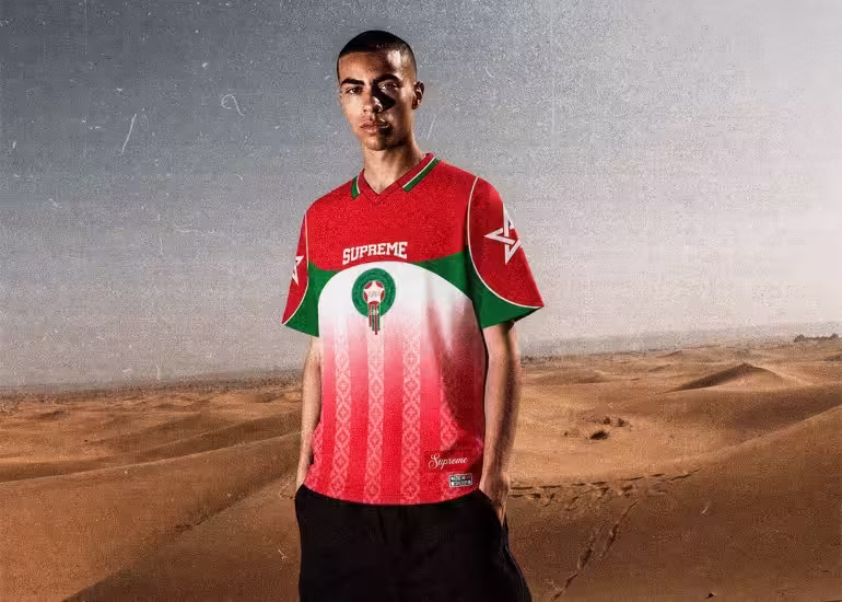 Portada de Supreme x la Copa del Mundo: el concept que revolucionó las redes