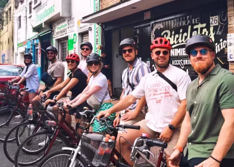 Portada de El recorrido que combina deporte, gastronomía y arte urbano en Ciudad de México