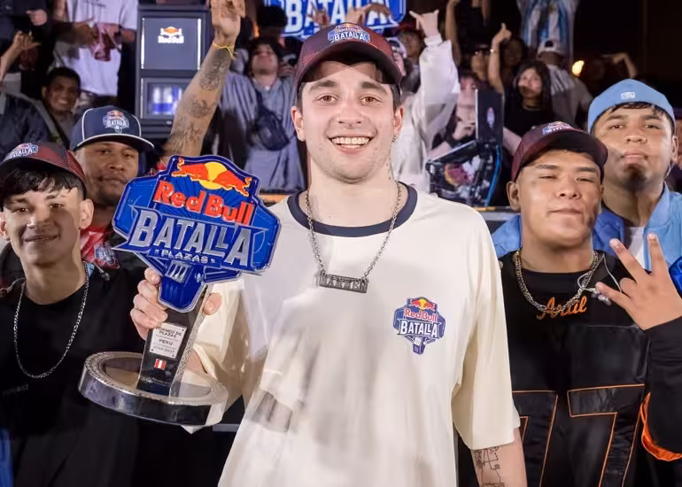 Portada de Uruguay vuelve a la Internacional: Hammer se quedó con el Torneo de Plazas de Red Bull Batalla