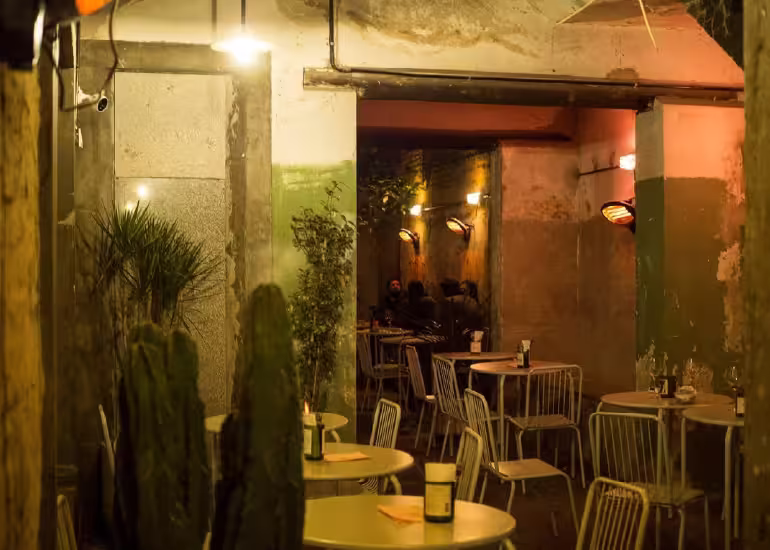 Portada de Conocé el restó secreto oculto en Chacarita