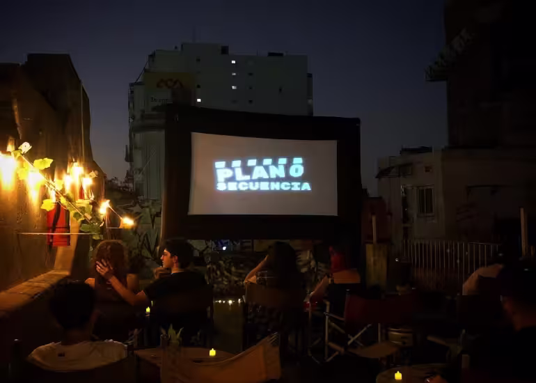 Portada de ¿Sabías que podés ver películas bajo las estrellas en Palermo?