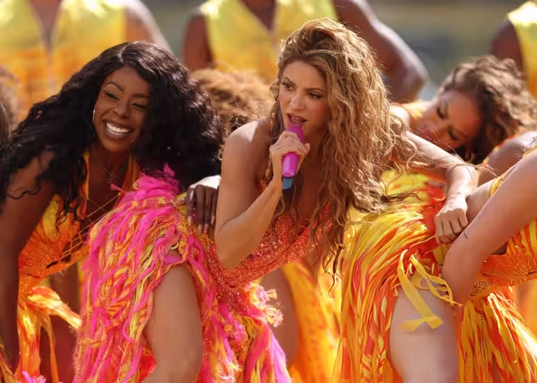 Portada de Shakira, Gustavo Dudamel y María Becerra: los latinos que hicieron historia en la final del Mundial