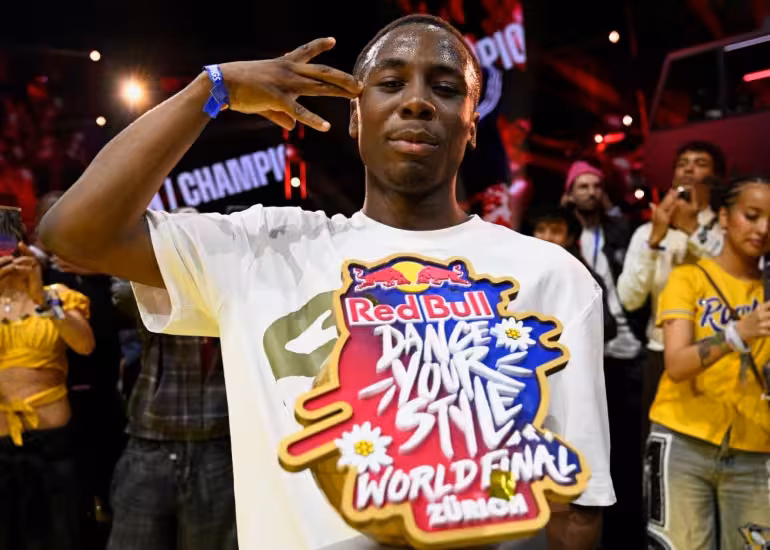 Portada de Willis hizo historia en Zúrich y se quedó con la Final Mundial de Red Bull Dance Your Style
