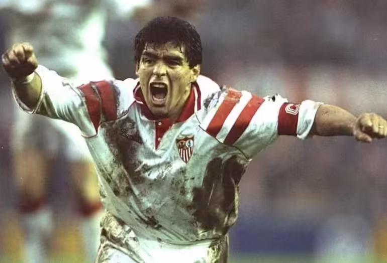 Portada de ¿Las camisetas retro llegan al fútbol de Latinoamérica?