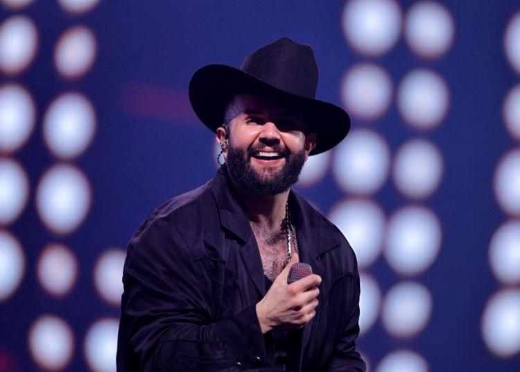 Portada de Ahora vos también podes vestir como Carin León