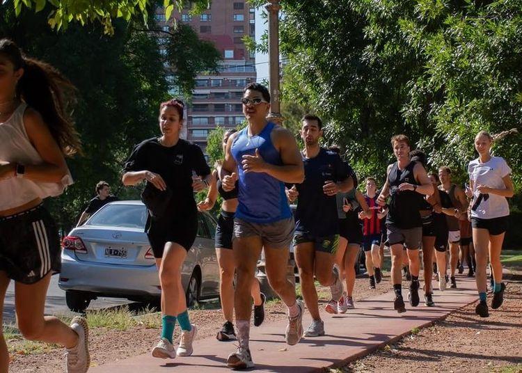 Portada de Squad, la revolución del social running en Buenos Aires