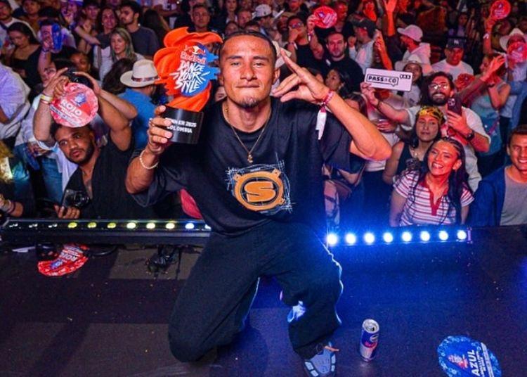 Portada de Erre Caserío rompió la pista y se coronó en Red Bull Dance Your Style Colombia