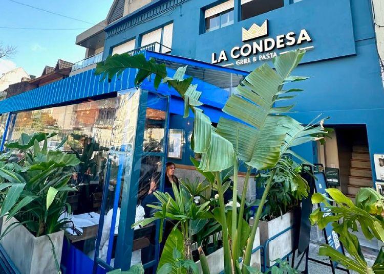 Portada de Milanesa con fideos, la apuesta de La Condesa