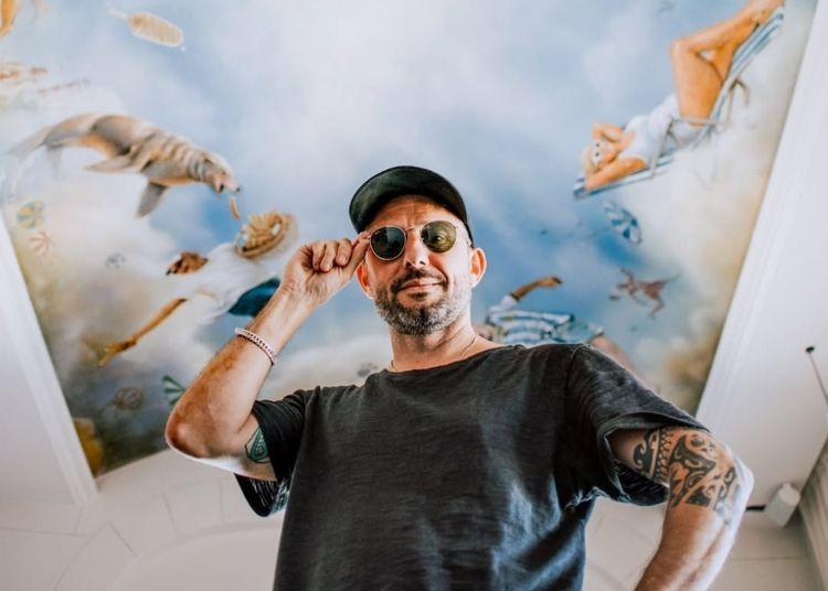 Portada de La primera huella de Martín Ron en Mar del Plata