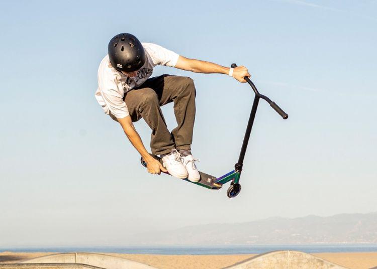 Portada de Los trucos del scooter freestyle que tenés que dominar sí o sí