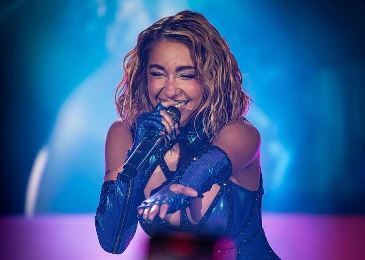 Portada de María Becerra vuelve a conquistar River con un show 360°