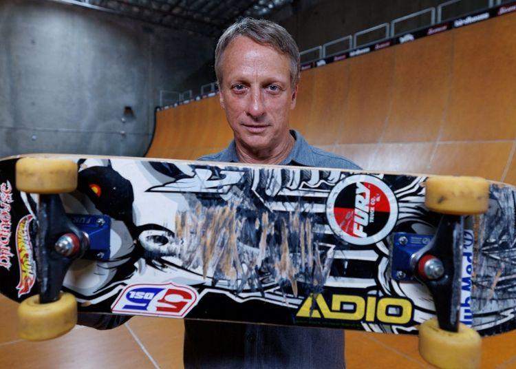 Portada de ¿Cuánto cuesta la icónica tabla del 900 de Tony Hawk?