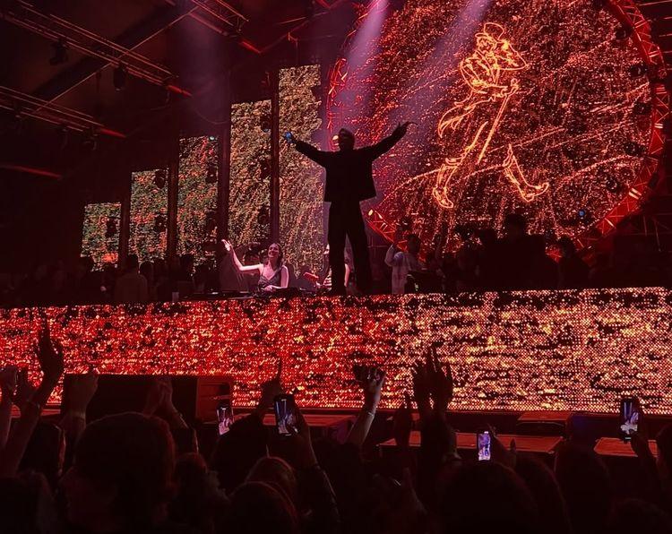 Portada de Se terminó la discusión: "Tengo un feeling" es el tema del verano